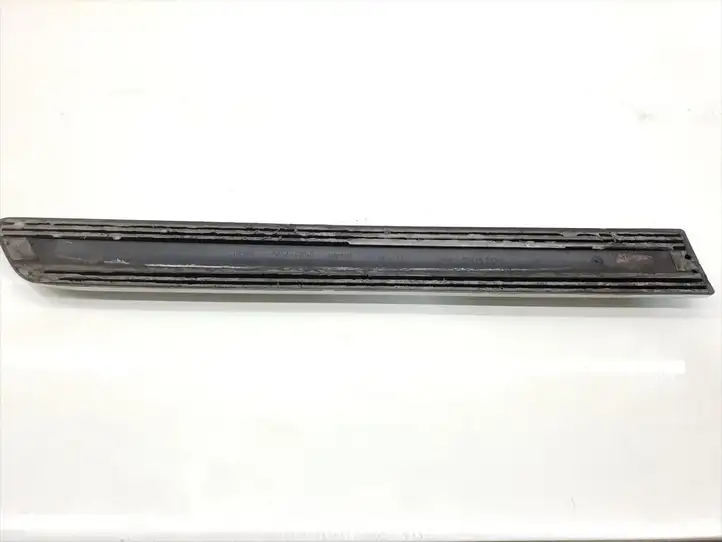Toyota Corolla E120 E130 (2004 - 2007) 75652-02040 Молдинги задней двери — фото 4