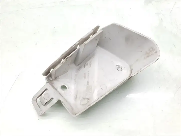 Ford Focus (2011 - 2015) BM51-17A882-A Кронштейн заднего бампера — фото 2