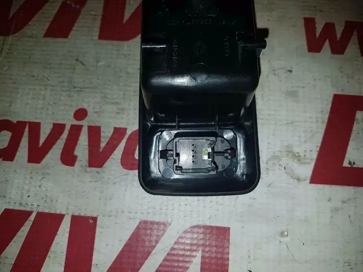 Ford Focus (2005 - 2008) 3M51-226A37 Кнопка стеклоподъемников — фото 2