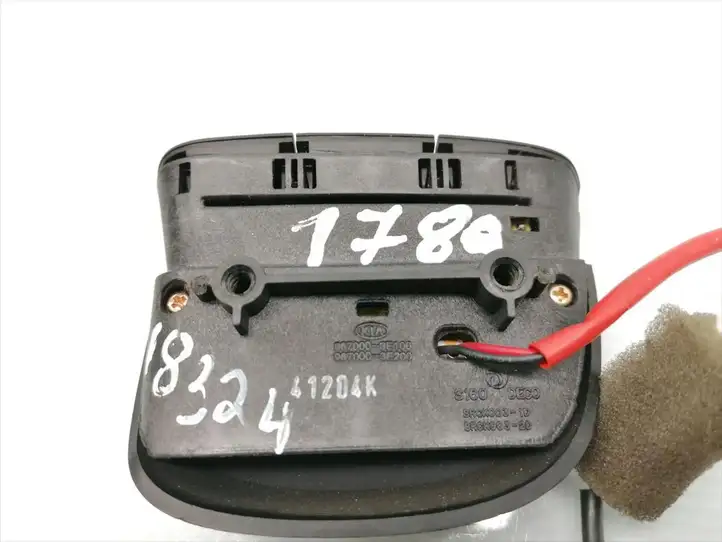 Kia Sorento (2002 - 2006) 967000-3E100 Кнопки на рулевом колесе — фото 4