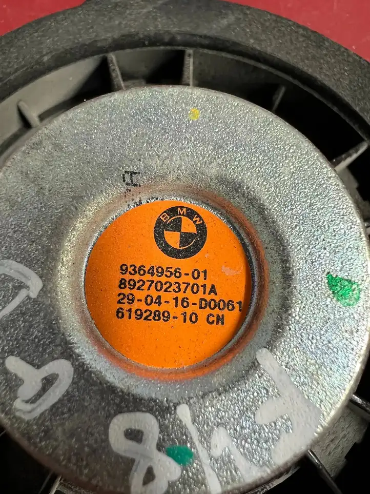 BMW X1 F48 F49 (2015 - 2022) 9364956 Динамики задних дверей — фото 3