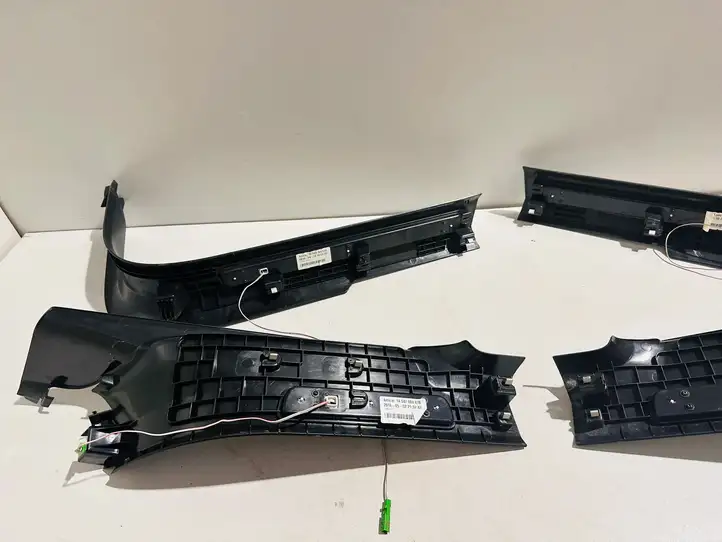 Volvo XC90 (2014 - 2019) 31363649 Внутренняя обшивка порога (комплект) — фото 2