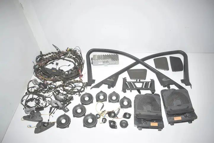 BMW 3 F30 F35 F31 (2012 - 2018) 9330057 Комплект аудиосистемы — фото 1