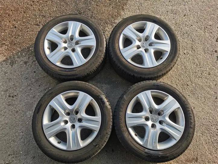 Opel Astra J (2009 - 2012) 2160131 Стальной штампованный диск R16 — фото 1