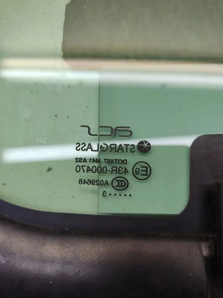 Renault Trafic II (X83) (2002 - 2014) 43R000470 Стекло раздвижной двери — фото 7