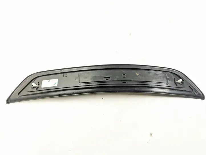 BMW 5 G30 G31 (2016 - ) 7381330 Наружная отделка заднего порога — фото 2