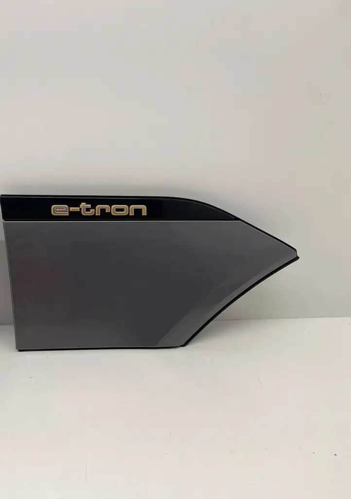 Audi e-tron (2018 - ) 4ke810002b Крышка зарядного разъема — фото 1