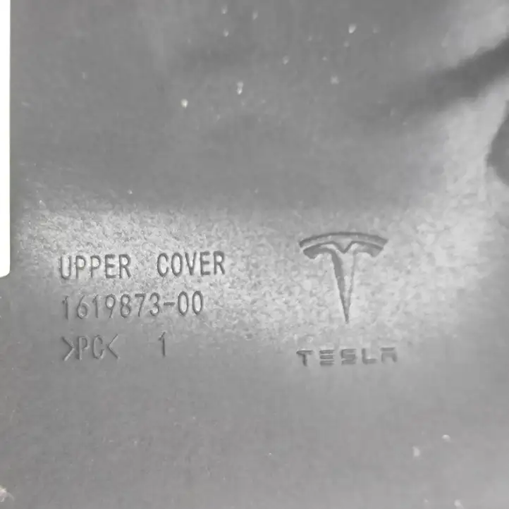 Tesla Model Y (2019 - 2024) 161987300 Прочие детали салона — фото 3