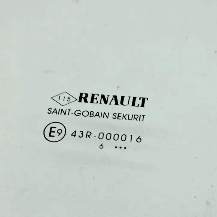 Renault Kadjar (2015 - 2018) 43R000016 Стекло передней двери — фото 7