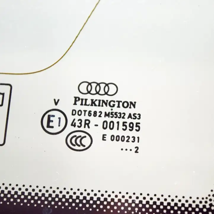 Audi A4 S4 B8 8K (2011 - 2015) 8K9845300 Заднее боковое стекло — фото 6