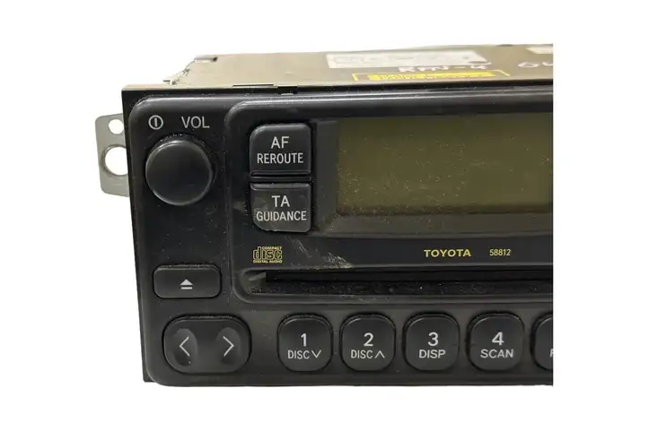 Toyota RAV 4 (XA20) (2000 - 2005) 8612042130 Магнитола / мультимедийная система — фото 3