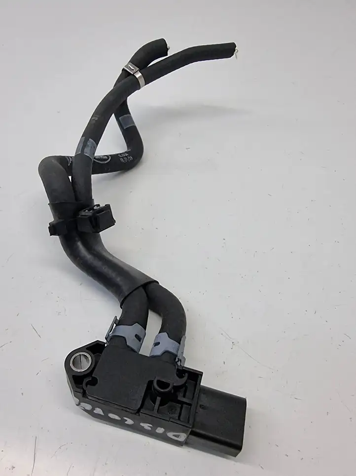 Land Rover Discovery 5 (2019 - ) GX735L200AA Датчик давления выхлопных газов — фото 2