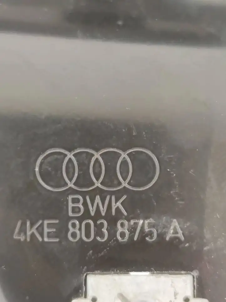 Audi e-tron (2018 - ) 4KE803875A Кронштейн аккумулятора гибридного автомобиля — фото 4