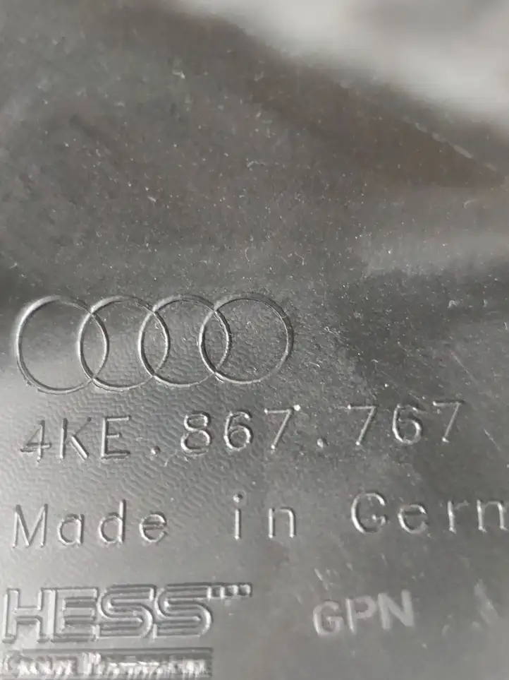 Audi e-tron (2018 - ) 4KE867767 Нижняя боковая отделка заднего сиденья — фото 4
