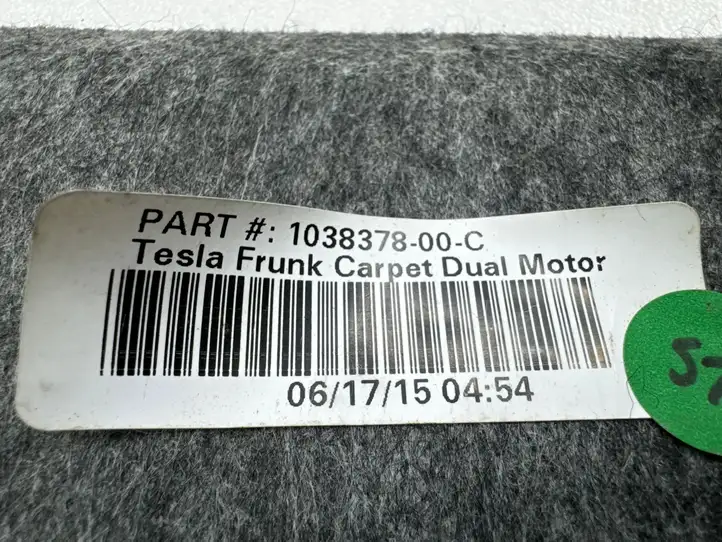 Tesla Model S (2016 - 2021) 103837800C Обшивка бардачка — фото 6