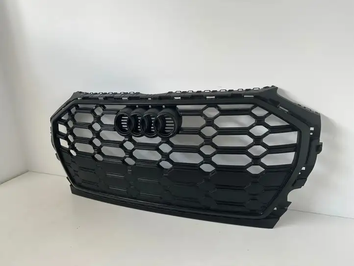 Audi Q5 SQ5 (2017 - ) 80A853651AH Передняя решетка — фото 3