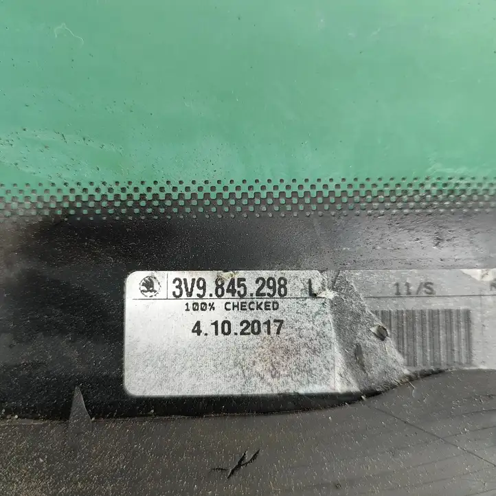 Skoda Superb B8 (3V) (2015 - 2023) 3V9845298L Заднее боковое стекло — фото 7
