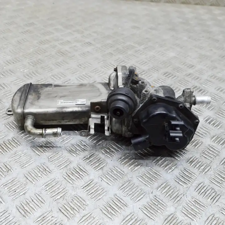 Audi A6 C7 (2011 - 2014) 03L131512DN Охладитель клапана EGR — фото 4