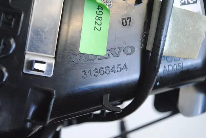 Volvo XC90 (2014 - 2019) 31366454 Воздушная решетка панели — фото 6