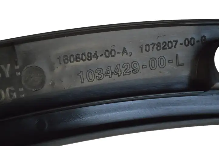 Tesla Model X (2015 - 2021) 103442900L Накладка колесной арки — фото 6