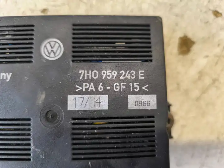 Volkswagen Multivan T5 (2003 - 2015) 7H0959243E Блок управления раздвижными дверями (ECU) — фото 5