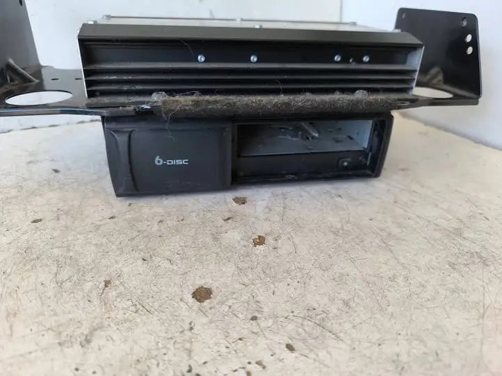 Volkswagen Multivan T5 (2003 - 2015) 7L0035456A Блок Hi-Fi аудиосистемы — фото 6