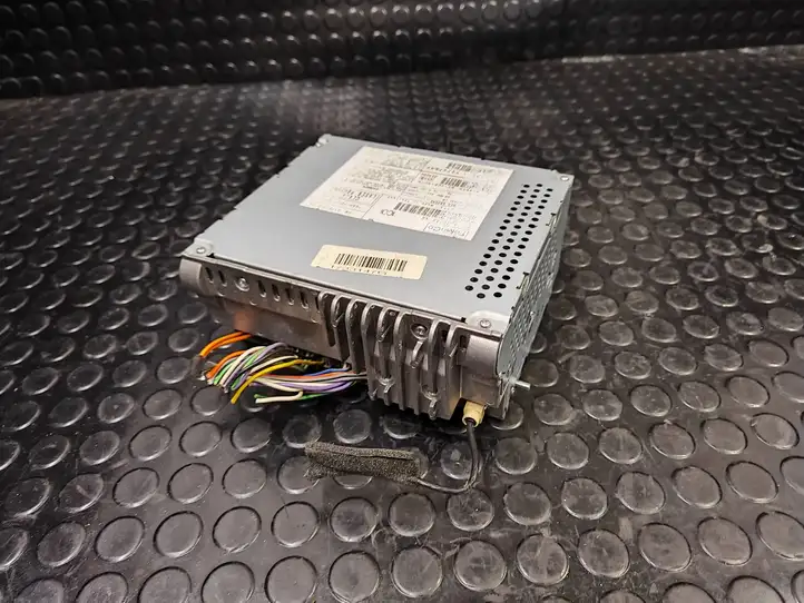 Volvo V70 (2007 - 2013) 31260544 Магнитола / мультимедийная система — фото 3