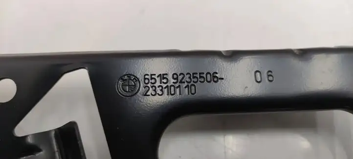 BMW 3 F30 F35 F31 (2012 - 2018) 9235506 Кронштейн усилителя звука — фото 4