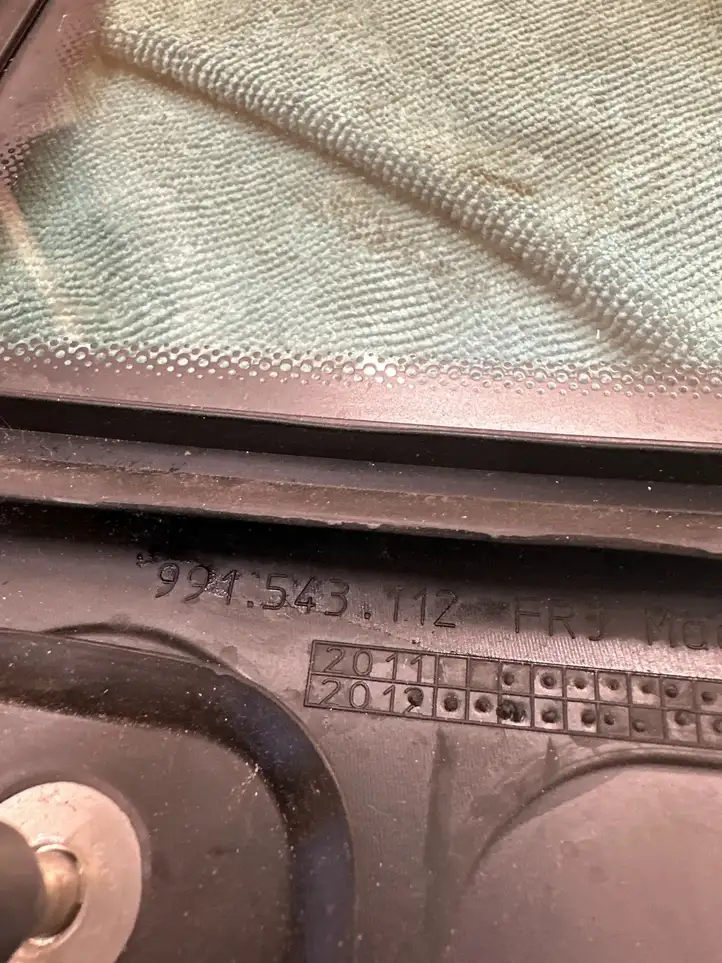 Porsche 911 991 (2011 - 2019) 991543112 Заднее боковое стекло — фото 3