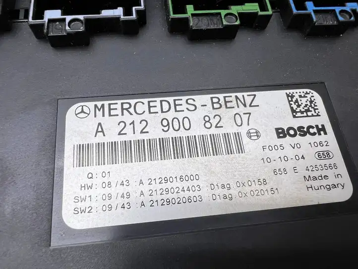 Mercedes-Benz C W204 (2007 - 2014) A2129008207 Блок предохранителей — фото 6