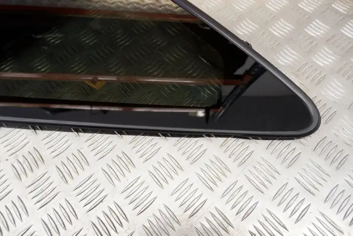 Toyota Prius+ (ZVW40) (2011 - 2018) 6271047160 Заднее боковое стекло — фото 4