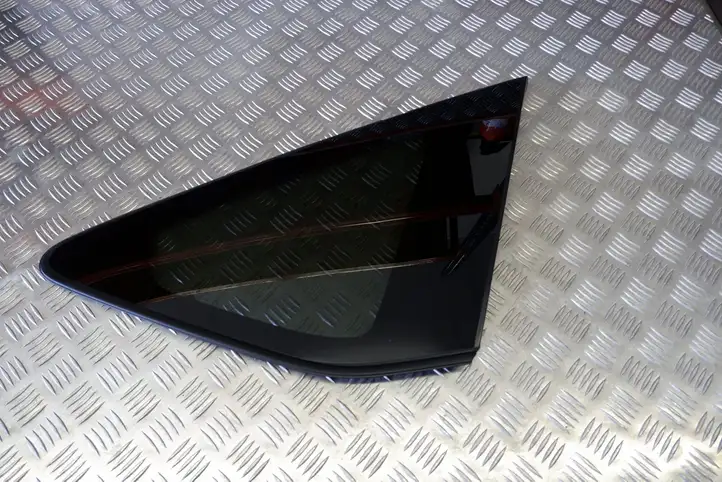 Toyota Prius+ (ZVW40) (2011 - 2018) 6271047160 Заднее боковое стекло — фото 1
