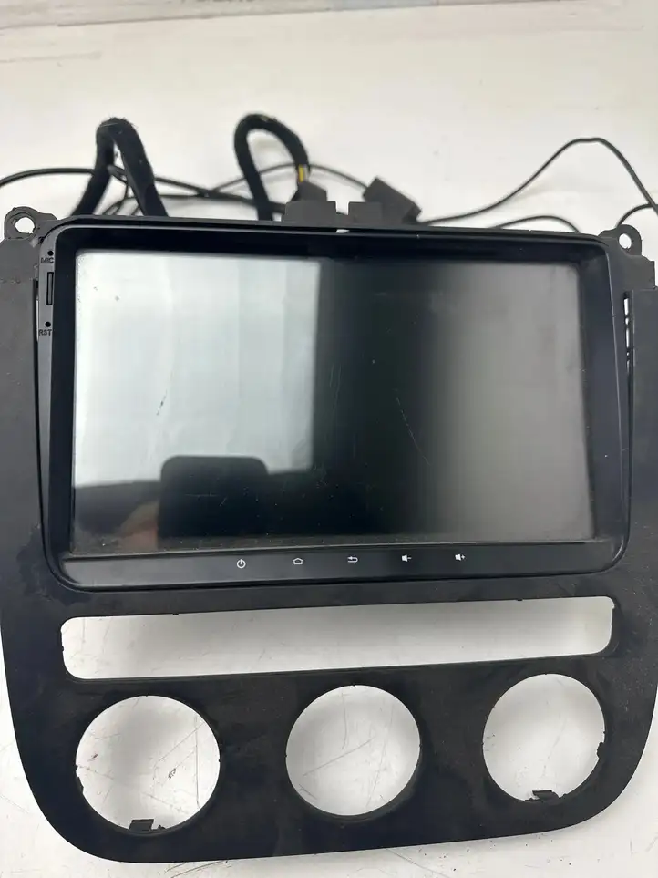 Volkswagen Golf V (2003 - 2009) ANDROID Магнитола / мультимедийная система — фото 1