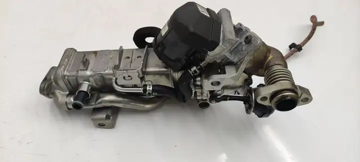 BMW 3 F30 F35 F31 (2012 - 2018) 7822350 Охладитель клапана EGR — фото 2