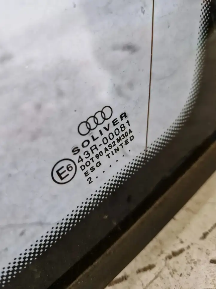 Audi A4 S4 B6 8E 8H (2000 - 2006) 4390AS2M30A Заднее боковое стекло — фото 2