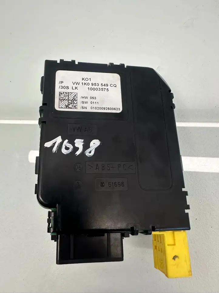 Volkswagen Golf VI (2009 - 2013) 1K0953549CQ Датчик угла поворота руля — фото 4