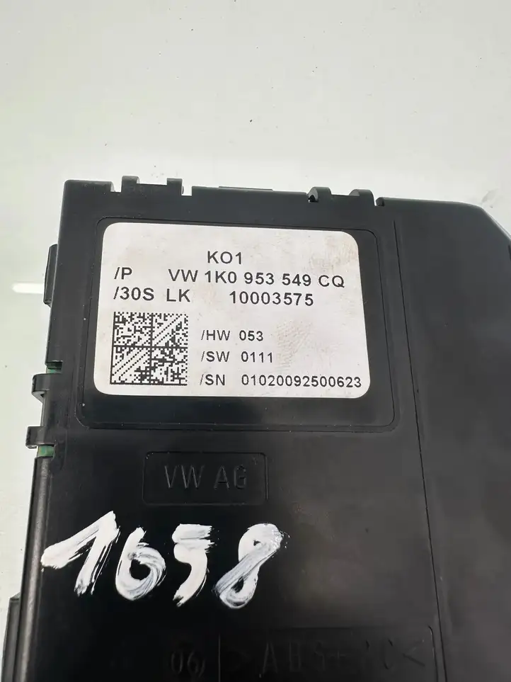 Volkswagen Golf VI (2009 - 2013) 1K0953549CQ Датчик угла поворота руля — фото 6