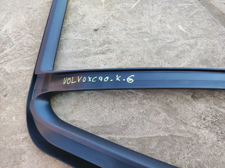 Volvo XC90 (2014 - 2019) 31393875 Рамка дверного стекла задней двери — фото 3
