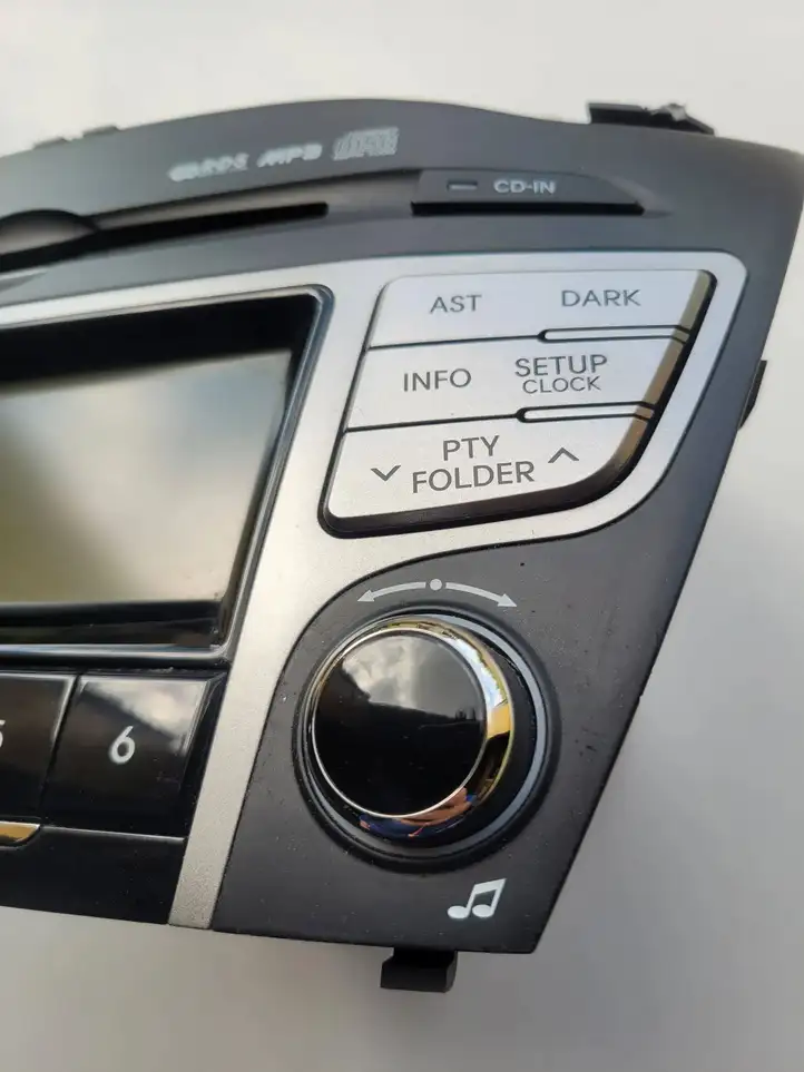 Hyundai ix35 (2013 - 2019) 96160-2y730 Магнитола / мультимедийная система — фото 2