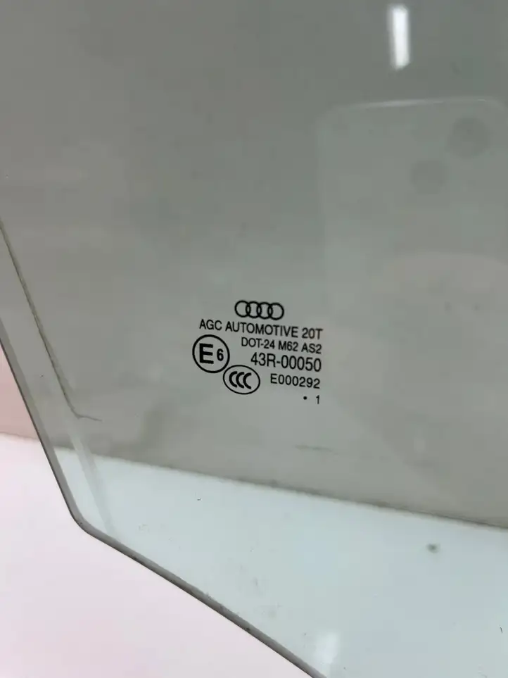 Audi Q5 SQ5 (2008 - 2012) 43R00050 Стекло передней двери — фото 2