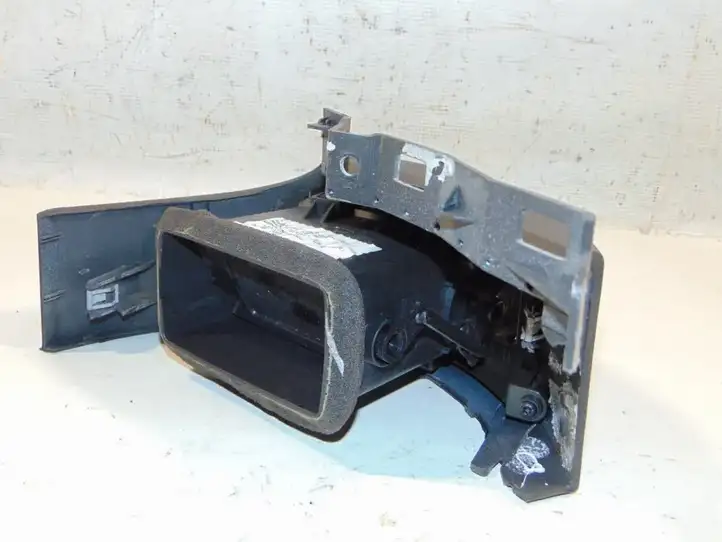 Nissan Pathfinder R51 (2005 - 2012) 68760EB301 Боковой воздушный дефлектор — фото 2