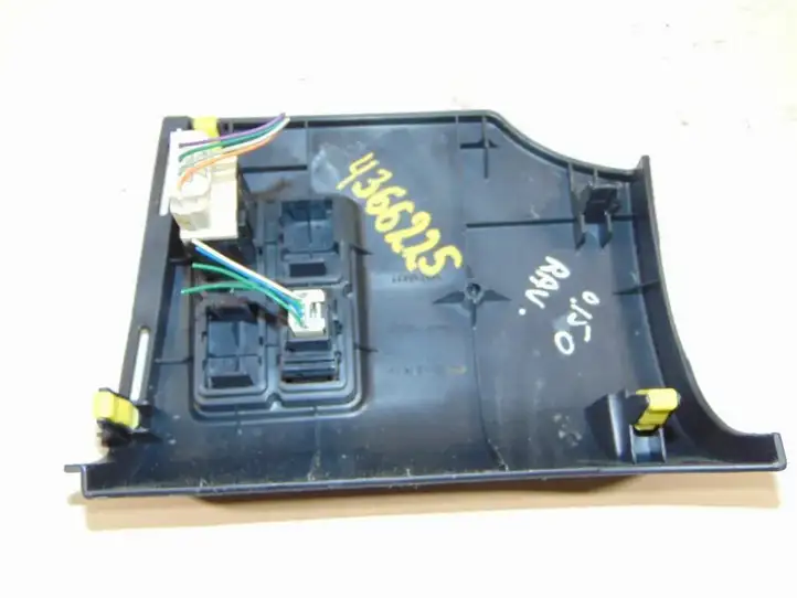 Toyota RAV 4 (XA30) (2006 - 2016) 8415252080 Блок кнопок на панели — фото 3
