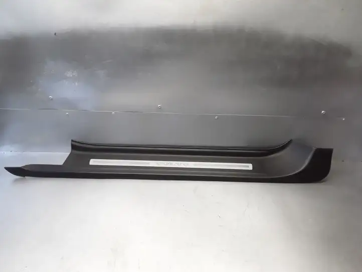 Volvo C70 (2005 - 2009) 30787318 Наружная отделка переднего порога — фото 1