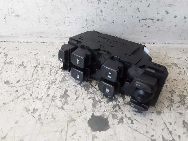 Volvo S60 (2004 - 2010) 31334466 Кнопка стеклоподъемников — фото 1