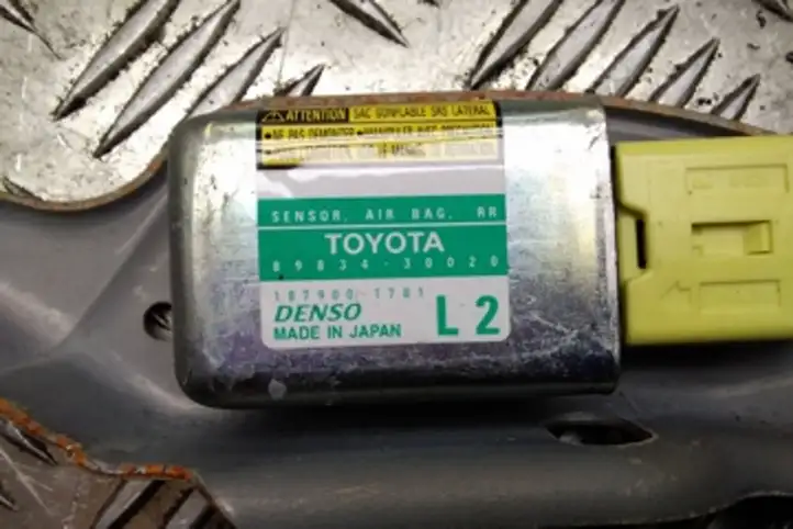 Lexus GS 300 350 430 450h (2004 - 2007) 8983430020 Датчик удара SRS — фото 2