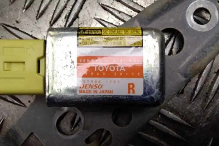 Lexus GS 300 350 430 450h (2004 - 2007) 8986030130 Датчик удара SRS — фото 3
