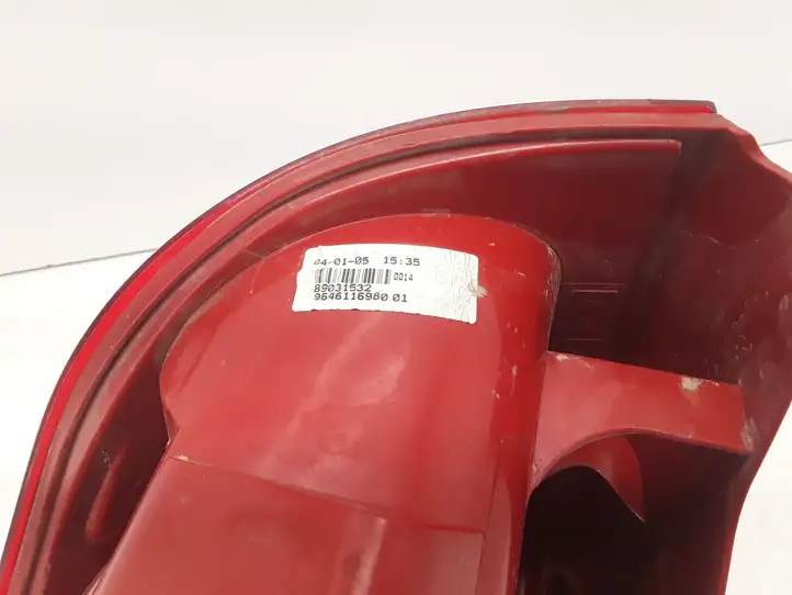Peugeot 1007 (2005 - 2009) 9646116980 Задний фонарь в кузове — фото 8