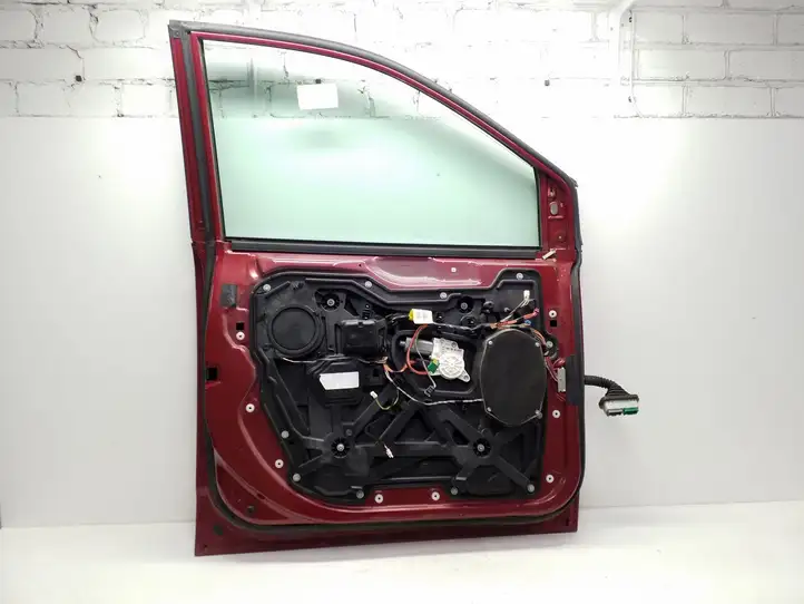 Chrysler Town & Country V (2010 - 2016) Дверь — фото 3