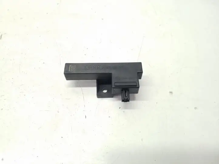 Audi A6 C7 (2011 - 2014) 8K0907247 Антенна системы Keyless — фото 3