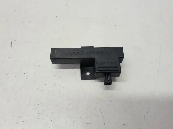 Audi A6 C7 (2011 - 2014) 8K0907247 Антенна системы Keyless — фото 1